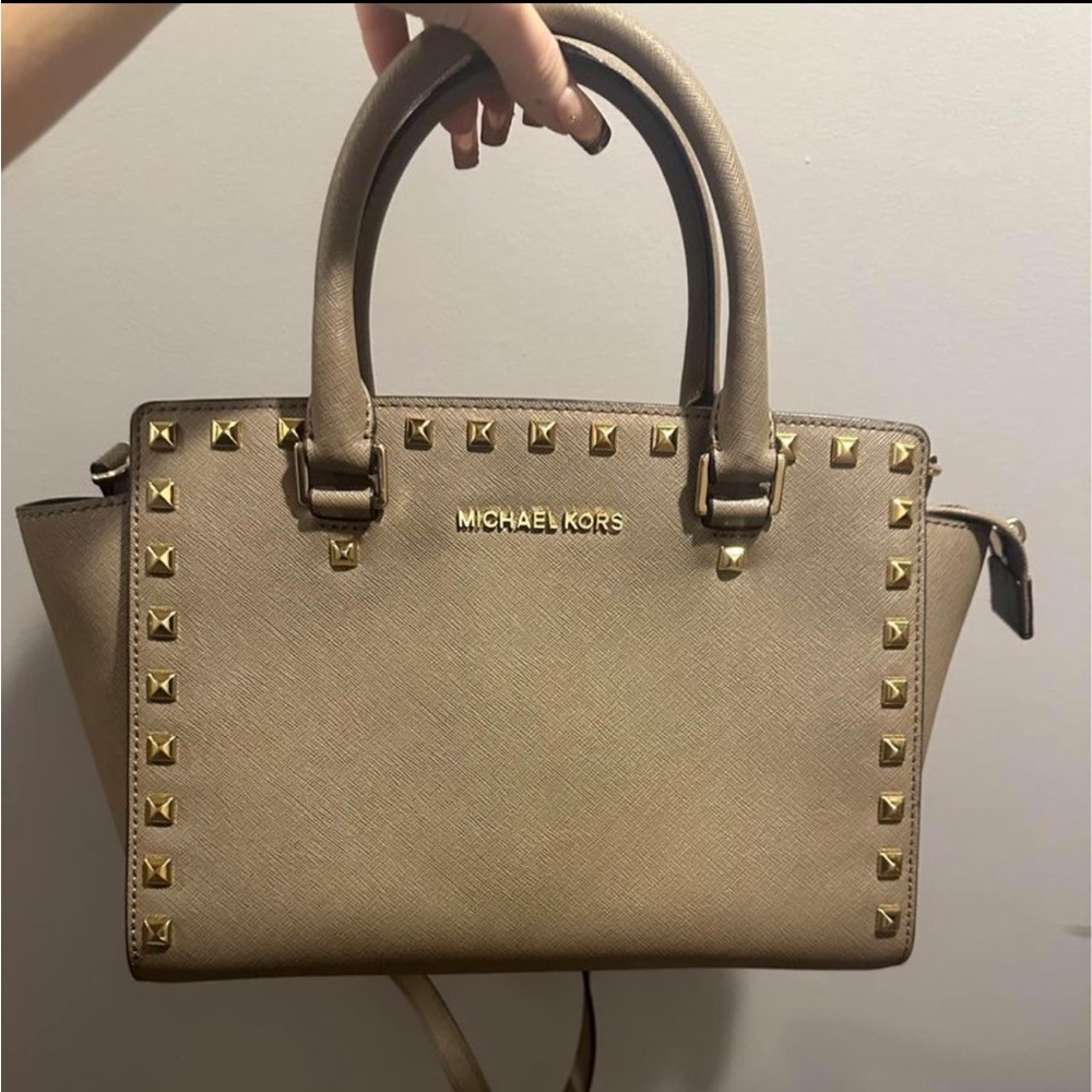 Michael Kors Selma leather purse